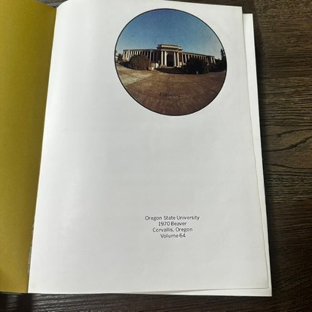 1970 OSU Oregon State University Yearbook "The Beaver" Corvallis Unmarked - Picture 7 of 16